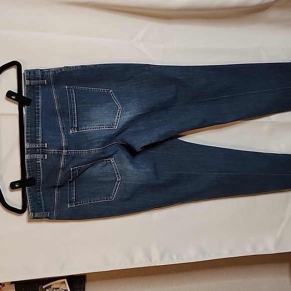 Chico's Platinum Skimmer Dark Wash Jeans - Picture 4 of 4